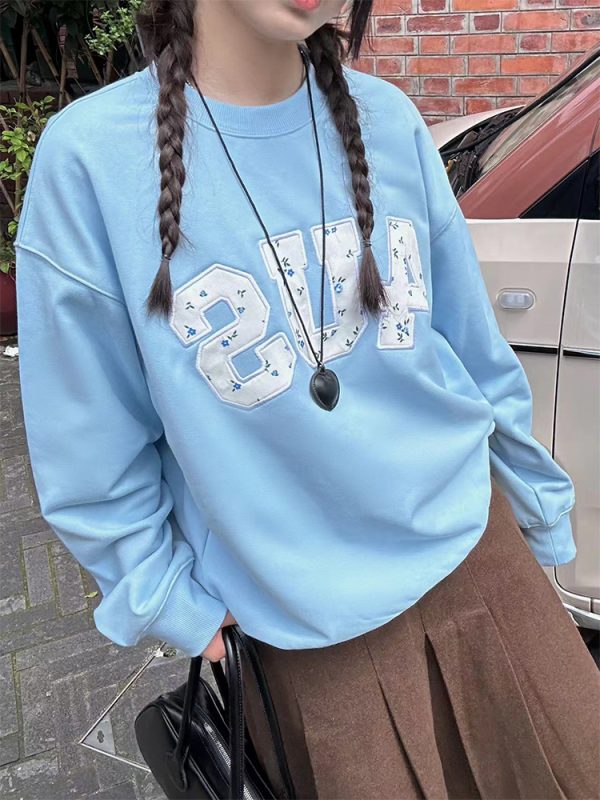 Floral Patch Embroidery Pullover Sweatshirt for Couples - Loose Fit Round Neck, Spring Autumn Style, National Trend Fashion