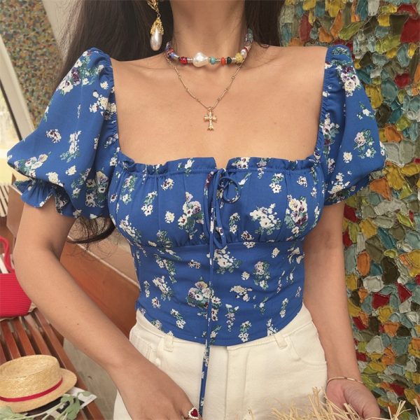 Floral Puff Sleeve Short Sleeve Vacation Shirt with Drawstring French Square Neck and Waist-Exposing Design for Spring/Summer 2025