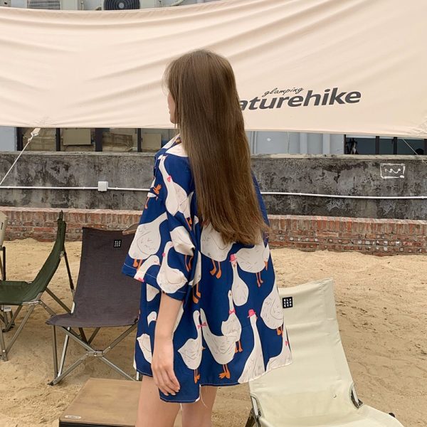 Floral Short Sleeve Beach Shirt for Women - Loose Printed Summer Blouse, Versatile Hong Kong Style Top for Students and Casual Wear