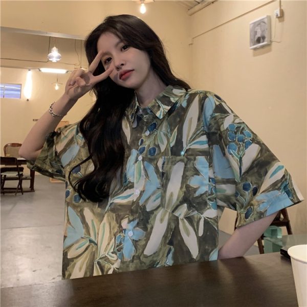 Floral Short Sleeve Shirt for Women - 2025 Summer Beach Hawaiian Vintage Loose Top in Hong Kong Style
