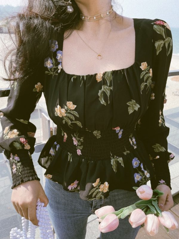 Floral Square Neck Lantern Sleeve Shirt - Vintage-Inspired Paper Doll Top for Spring Summer Vacation - Waist-Cinching Style