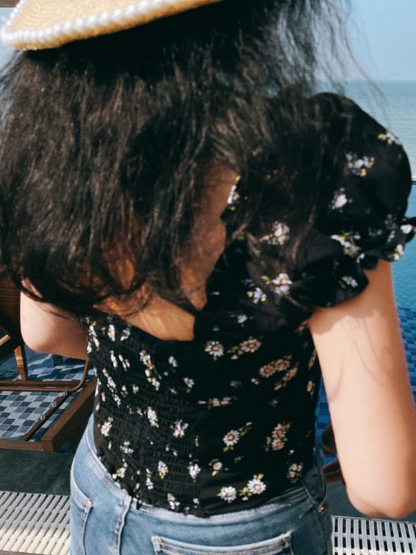 Floral Square-Neck Puff Sleeve Shirt - Retro French Style Short Sleeve Vacation Top for Women - 2025 Spring/Summer Collection