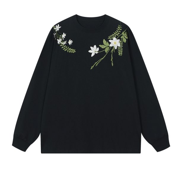 Floral Wreath Embroidered Long Sleeve T-Shirt - Chinese Style Plant Series, Silhouette Design, Perfect for 90s and Y2K Fashion