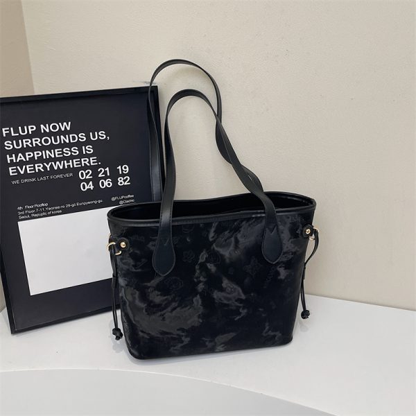 French Retro Matte Color-Blocking Tote Bag for Women - 2025 High-End Commuting Handbag, Embossed Shoulder Bag