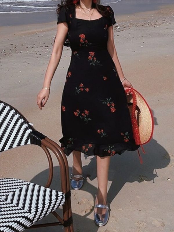 French Vintage Flowy Sleeve Black Waist-Cinching Bodycon Long Dress for Women - 2024 Spring/Summer Vacation Style