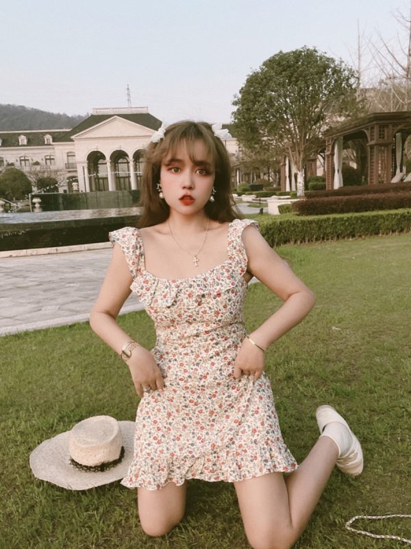 French Vintage Ruffled Big Collar Floral Dress for Women - Handmade Spring/Summer 2025, Trendy 90s Style