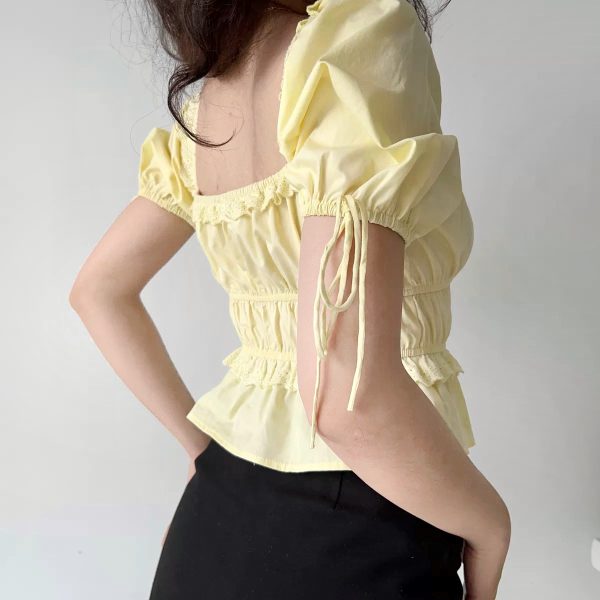 French Vintage Square Neck Puff Sleeve Lace Shirt for Women - Summer High Waist Short Top in Y2K Style