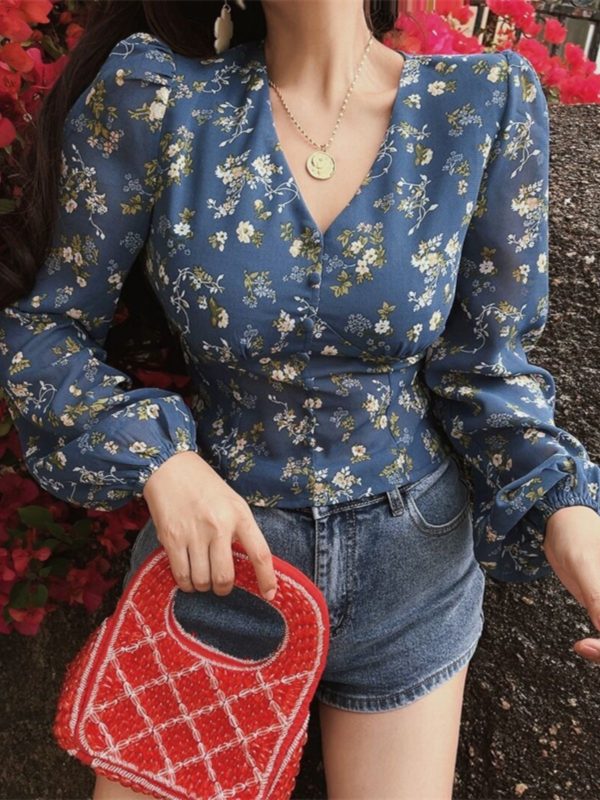 French Vintage V-Neck Puff Sleeve Ultra Slimming Long Sleeve Blouse - Chiffon Shirt for Vacation - Spring/Summer 2025 Fashion