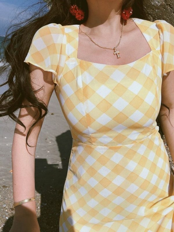 French Vintage Yellow Checkered Mermaid Dress with Small Flare Sleeves for Women - Spring/Summer Vacation Style