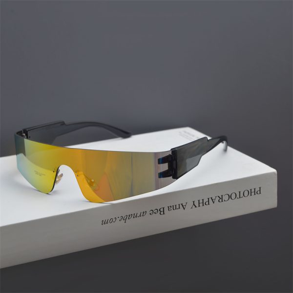 Futuristic Cyberpunk Frameless One-Piece Sunglasses for Trendy Boys and Girls - Ideal for Street Photography and Riding.