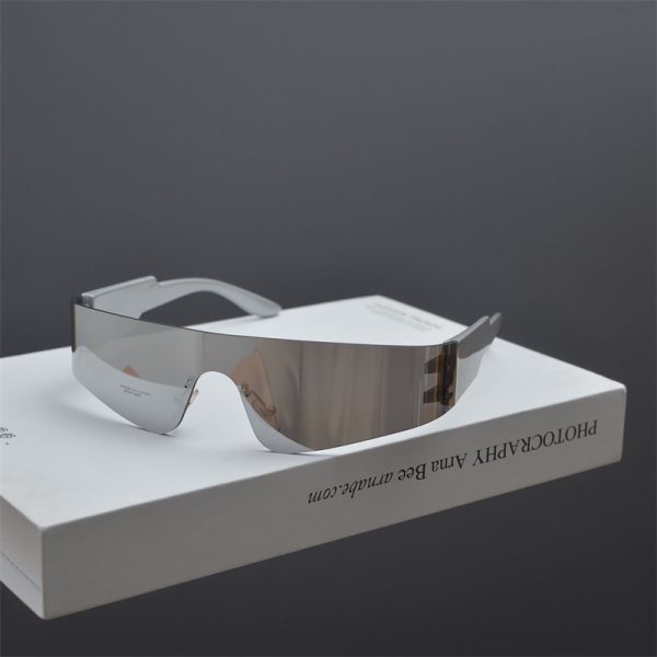 Futuristic Cyberpunk Frameless One-Piece Sunglasses for Trendy Boys and Girls - Ideal for Street Photography and Riding.