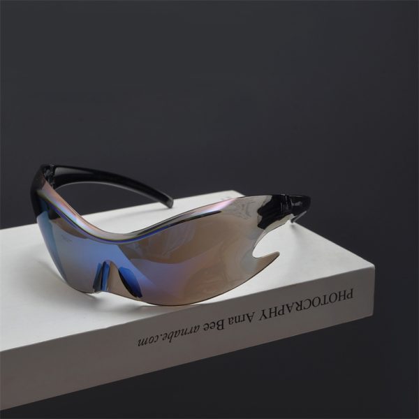 Futuristic Cyberpunk Unisex Retro Street Photography Sunglasses - Quirky Exaggerated Style for Bold Fashion Statements