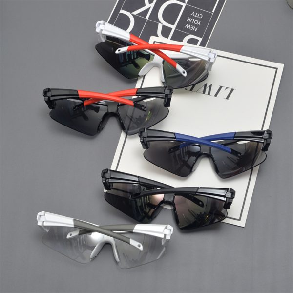 Futuristic Oversized Cycling Sunglasses for Men and Women, Windproof Colorful Trendy Outdoor Climbing and Skiing Gear