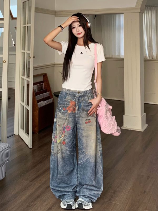 Graffiti Painted Wide Leg Jeans for Women - Summer Straight Leg Floor-Length Pants with Little Bear Chain Design