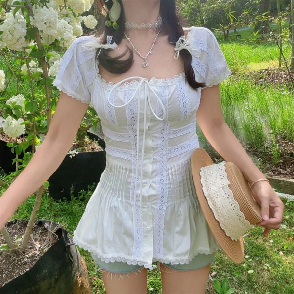 Handmade Australian Square-Neck Puff-Sleeve Lace Embroidered Vacation Shirt - Chic Long Waist Design