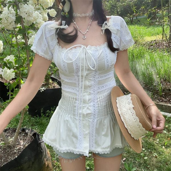 Handmade Australian Square-Neck Puff-Sleeve Lace Embroidered Vacation Shirt - Chic Long Waist Design
