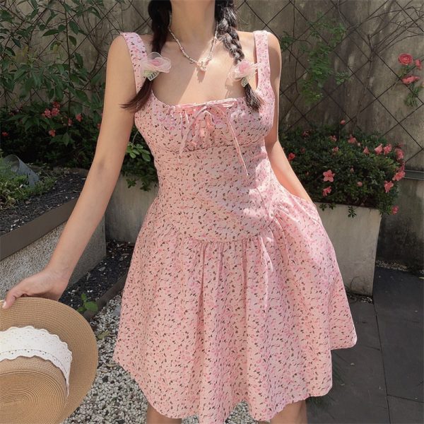 Handmade Vintage Floral Camisole Dress with Pocket - Sweet Pink Square Neck Drawstring Vacation Style, Perfect for Summer Outings