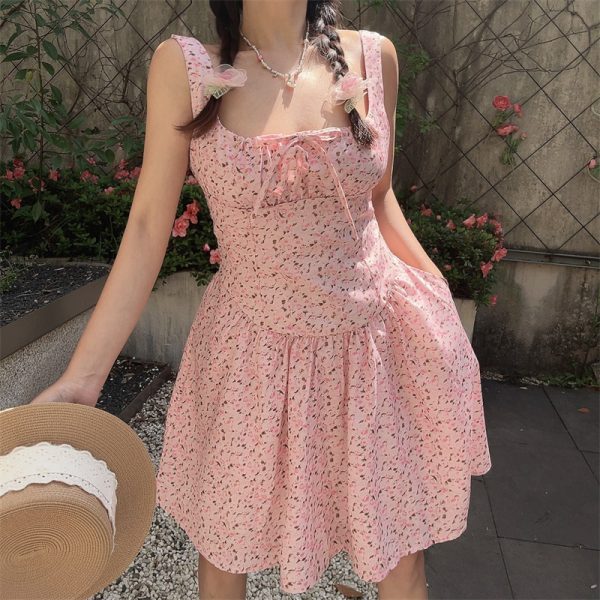 Handmade Vintage Floral Camisole Dress with Pocket - Sweet Pink Square Neck Drawstring Vacation Style, Perfect for Summer Outings