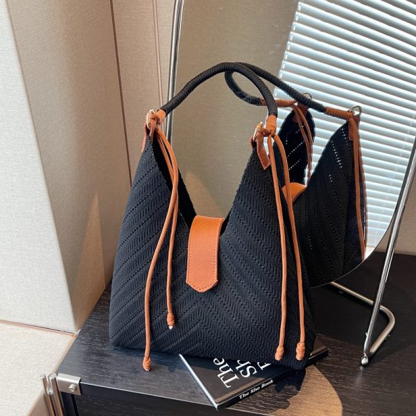 Handwoven Women's Beach Tote Bag - Trendy 2025 Large Capacity Shoulder Bag for Vacation Style