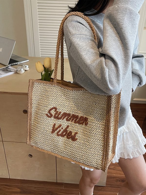 Handwoven Women's Straw Beach Tote Bag - Large Capacity Shoulder Bag for Seaside Vacation 2025 Style