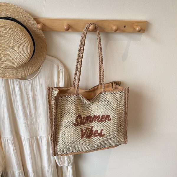 Handwoven Women's Straw Beach Tote Bag - Large Capacity Shoulder Bag for Seaside Vacation 2025 Style