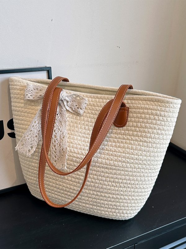Handwoven Women's Summer Beach Tote Bag - Trendy Shoulder Bag with Large Capacity for Commuter Style