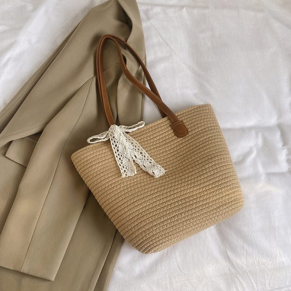 Handwoven Women's Summer Beach Tote Bag - Trendy Shoulder Bag with Large Capacity for Commuter Style