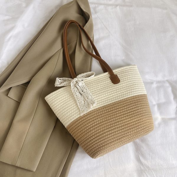 Handwoven Women's Summer Beach Tote Bag - Trendy Shoulder Bag with Large Capacity for Commuter Style