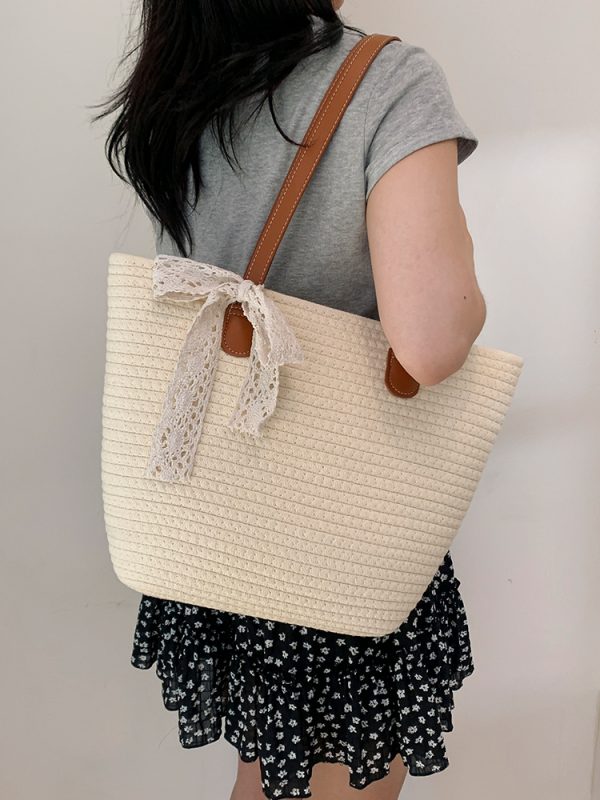 Handwoven Women's Summer Beach Tote Bag - Trendy Shoulder Bag with Large Capacity for Commuter Style
