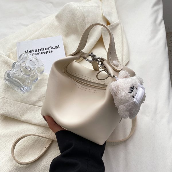High-End French-Style Handbag for Women - Autumn Winter 2025 Tote, Shoulder & Crossbody Bag, Trendy Niche Fashion Accessory