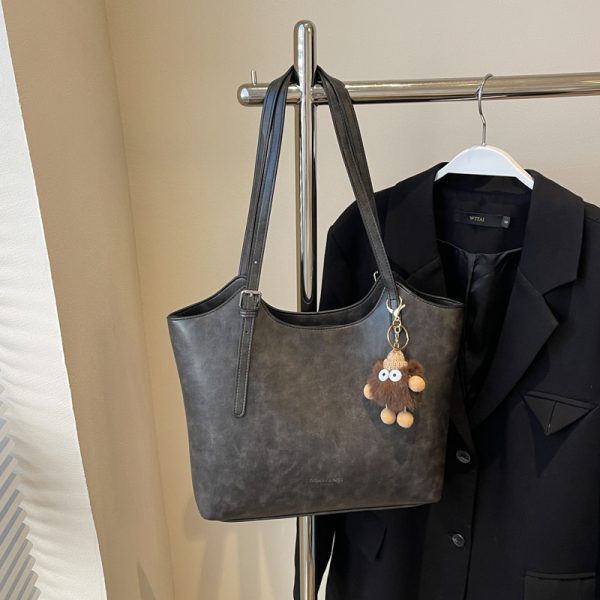 High-End Retro Women's Shoulder Bag, Versatile Large Capacity Tote for Summer 2025 Fashion