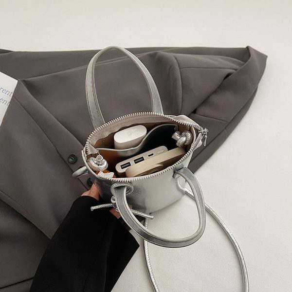 High-End Silver Mini Bag for Women - Lightweight Handheld Crossbody Zipper Bag for Summer 2025, Perfect for Y2K Fashion