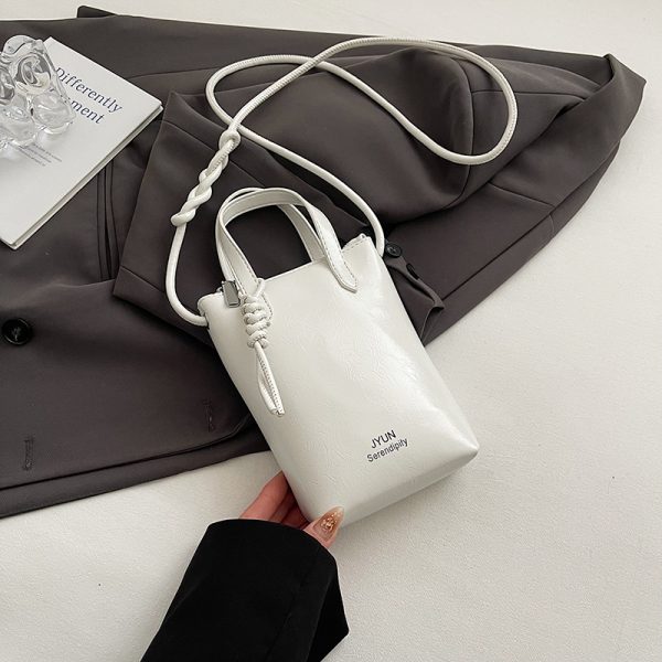 High-End Silver Mini Bag for Women - Lightweight Handheld Crossbody Zipper Bag for Summer 2025, Perfect for Y2K Fashion