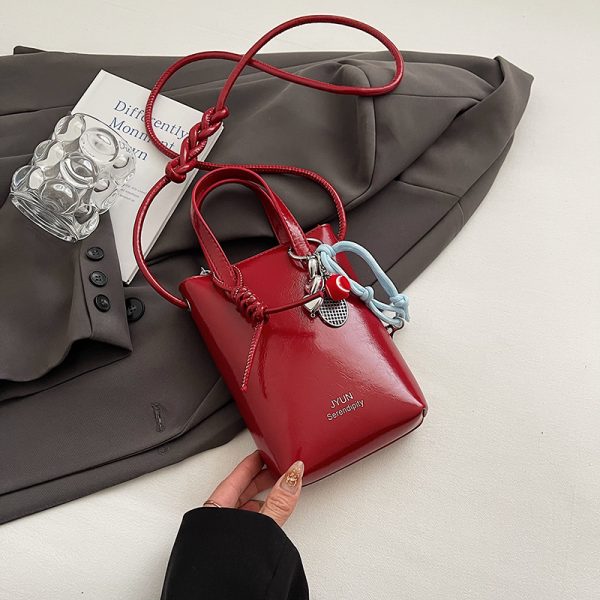 High-End Silver Mini Bag for Women - Lightweight Handheld Crossbody Zipper Bag for Summer 2025, Perfect for Y2K Fashion