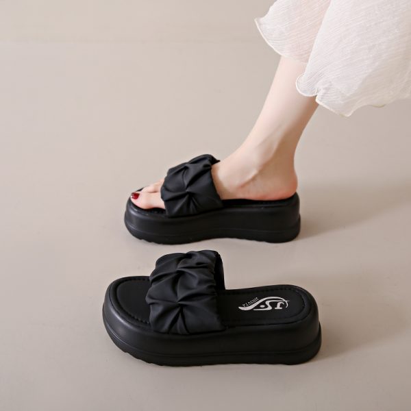 High-End Thick-Soled Platform Slide Sandals for Women - Non-Slip, Height-Increasing, Fashionable Summer 2025 Outdoor Footwear