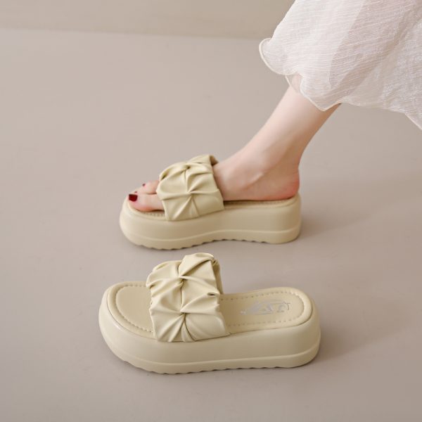 High-End Thick-Soled Platform Slide Sandals for Women - Non-Slip, Height-Increasing, Fashionable Summer 2025 Outdoor Footwear