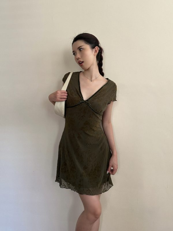 High-End Velvet Jacquard V-Neck Waist-Defining Slimming Sexy Long Dress for Women - Summer 2025 Fashion Trend
