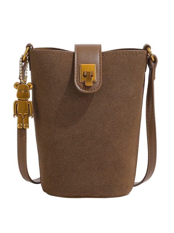 High-End Women's Retro Bucket Bag - 2025 Autumn/Winter Casual Crossbody for Commuting and Versatile Style