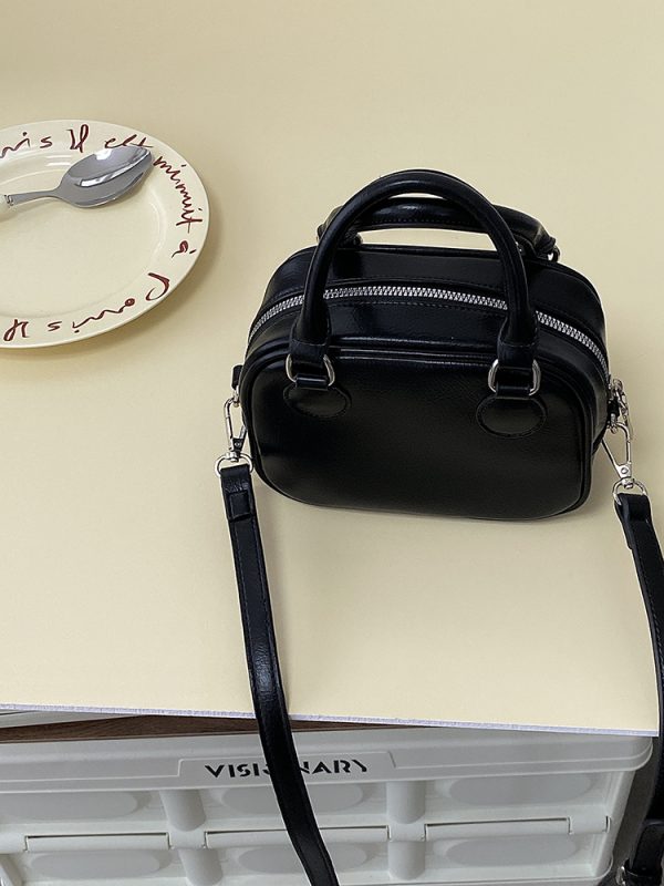 High-End Women's Spring Summer Tote Bag - Stylish Versatile Crossbody Shoulder Bag for Chic Everyday Use