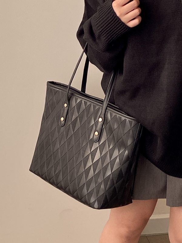 High-End Women's Tote Bag - Versatile Large Capacity Commuter Shoulder Handbag for School & Daily Use