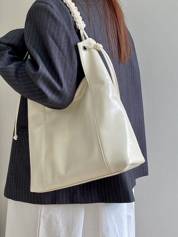 High-End Woven Leather Shoulder Tote Bag for Women - Large Capacity Commuting Bag, 2025 Niche Design