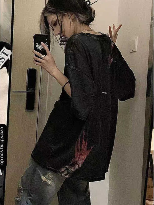 High Street Dark Style Vintage Water-Washed Oversized Short Sleeve T-Shirt for Women - Summer Evil Hand Design
