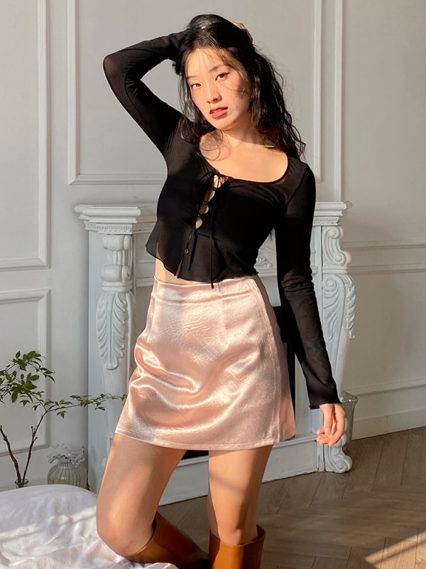 High-Waisted A-Line Skirt with Built-In Safety Shorts - French Retro Slim-Fit Short Skirt for a Chic 90s Style Look