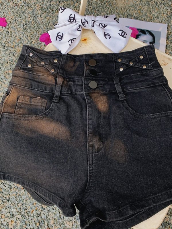 High-Waisted Retro Denim Shorts for Women - Slimming Long-Legged Vacation Hot Pants, Summer 2025 Fashion