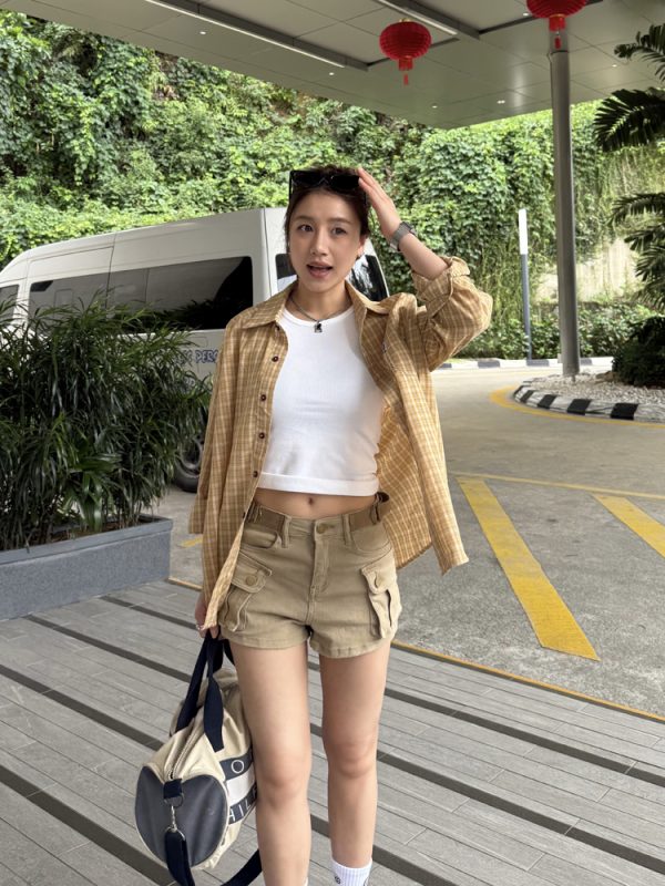 High-Waisted Spicy Girl Denim Shorts for Women - 2025 Summer American Style Washed Hot Pants for a Chic Look