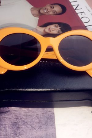 Hip-Hop Style Oval Sunglasses Inspired by Burijie Bridge and G-Dragon â€“ Trendy Alien Glasses for Y2K Fashion Lovers