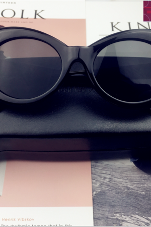 Hip-Hop Style Oval Sunglasses Inspired by Burijie Bridge and G-Dragon â€“ Trendy Alien Glasses for Y2K Fashion Lovers