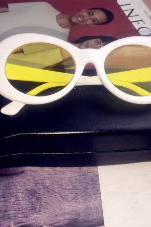 Hip-Hop Style Oval Sunglasses Inspired by Burijie Bridge and G-Dragon â€“ Trendy Alien Glasses for Y2K Fashion Lovers