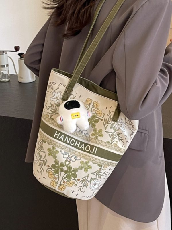 Japanese-Style Floral Canvas Bucket Bag for Women - 2025 Versatile Large Capacity Shoulder Tote for Commuting