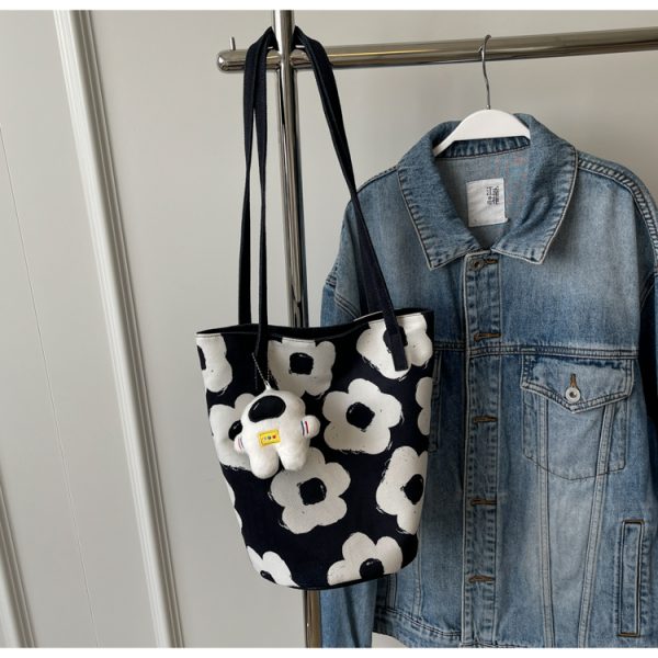 Japanese-Style Floral Canvas Bucket Bag for Women - 2025 Versatile Large Capacity Shoulder Tote for Commuting